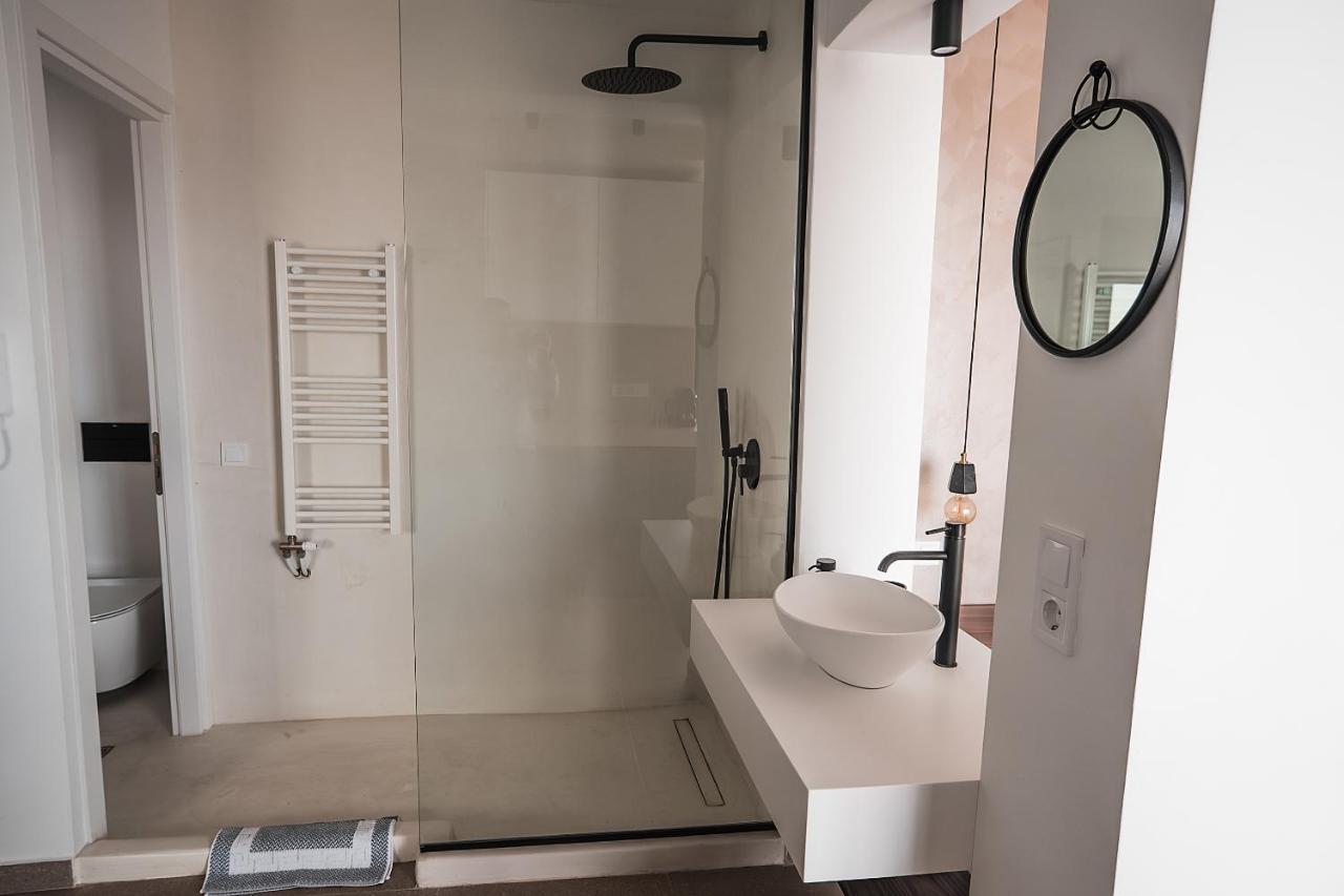 Suites With Magical View & Jacuzzi アテネ エクステリア 写真